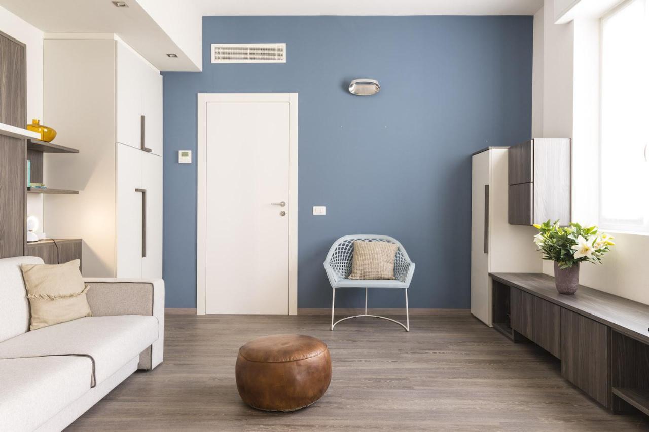 Contempora - Cavallotti 13 - A65 * Mailand
